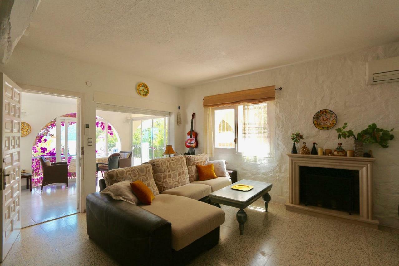 Villa Calalga Сasa Frente A La Playa Con Piscina Privada Calpe Esterno foto