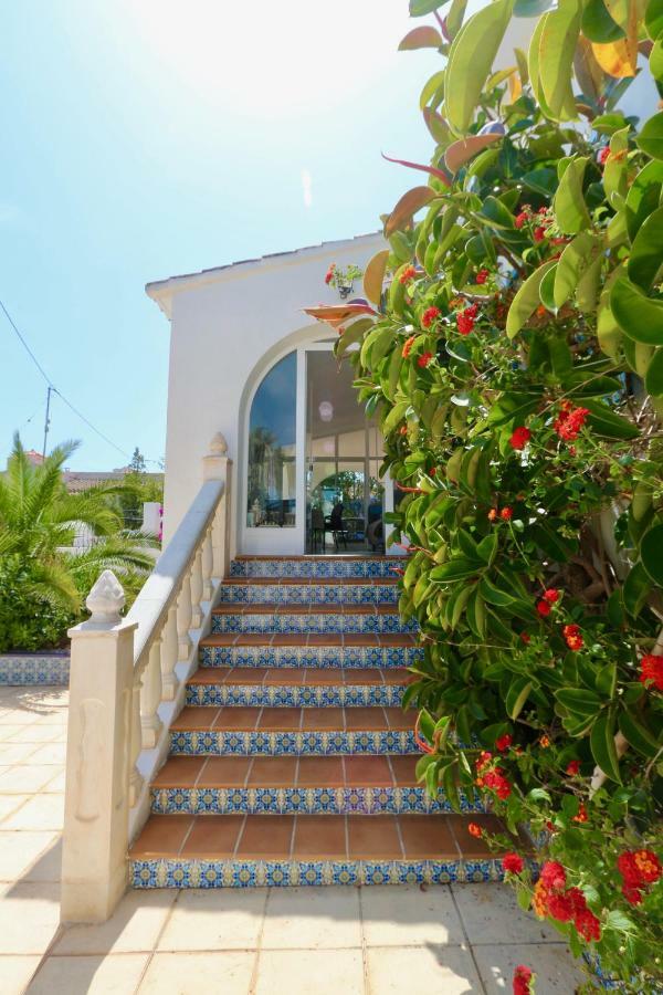 Villa Calalga Сasa Frente A La Playa Con Piscina Privada Calpe Esterno foto