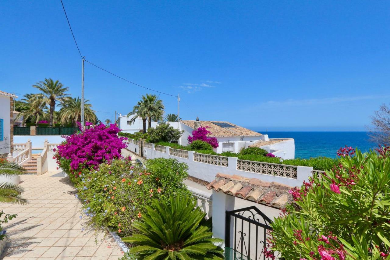 Villa Calalga Сasa Frente A La Playa Con Piscina Privada Calpe Esterno foto