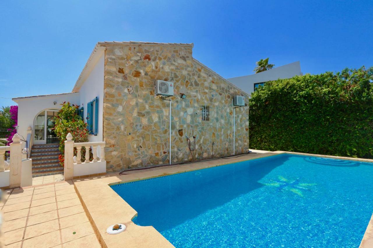 Villa Calalga Сasa Frente A La Playa Con Piscina Privada Calpe Esterno foto